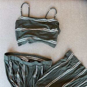 Striped set